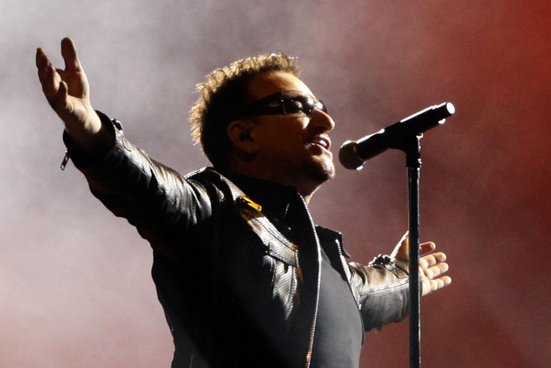 2011: 360 World Tour
